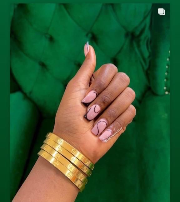 adebusola_alli's tweet image. Every queen deserves to shine ✨ 
    Add our non tarnish jewelries to your list 
It’s affordable and available 
    🏷️4k each
#orekeclassystore #jewelrylovers #stylewithease #shineinstyle