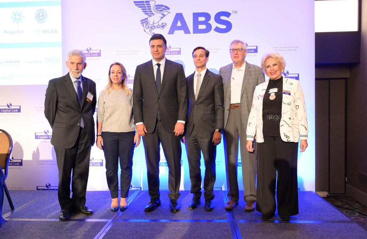 Vassilis Kikilias (@vkikilias) on Twitter photo 📍 Capital Link Forum
Στο Capital Link που έχει εξελιχθεί σε θεσμό και είναι σημείο συνάντησης ανθρώπων της αγοράς και της πολιτικής, συζητήσαμε για:
🇬🇷🇺🇸 Τη σχέση Ελλάδας – ΗΠΑ που είναι σε πολύ υψηλό επίπεδο. Αναβαθμίζεται και ισχυροποιείται. Στην ενέργεια, στα ναυπηγεία και 📍 Capital Link Forum
Στο Capital Link που έχει εξελιχθεί σε θεσμό και είναι σημείο συνάντησης ανθρώπων της αγοράς και της πολιτικής, συζητήσαμε για:
🇬🇷🇺🇸 Τη σχέση Ελλάδας – ΗΠΑ που είναι σε πολύ υψηλό επίπεδο. Αναβαθμίζεται και ισχυροποιείται. Στην ενέργεια, στα ναυπηγεία και