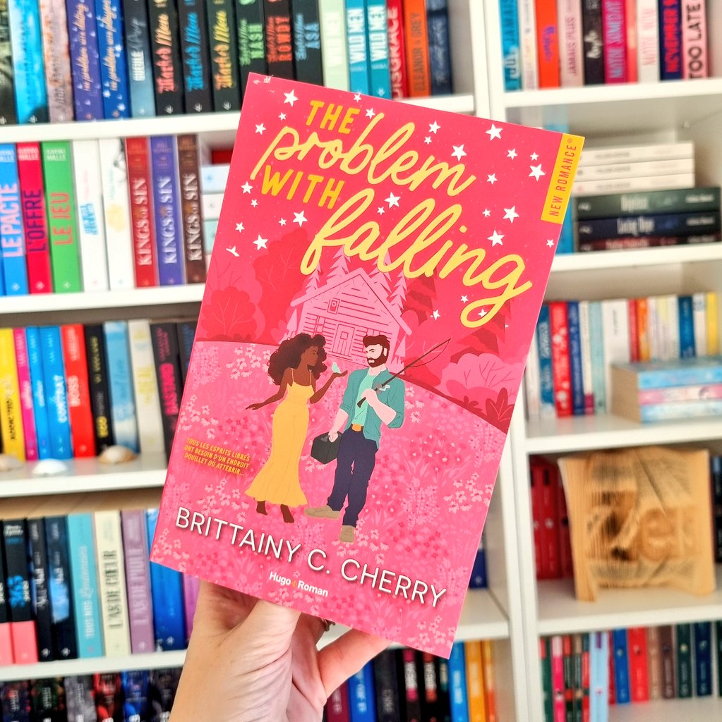 #NouvelleLecture : The Problem with falling de Brittainy C. Cherry chez <a href="/HugoNewRomance/">Hugo New Romance</a> 📖 Évidemment, il me tente beaucoup 🥰 Un avis ? 😘