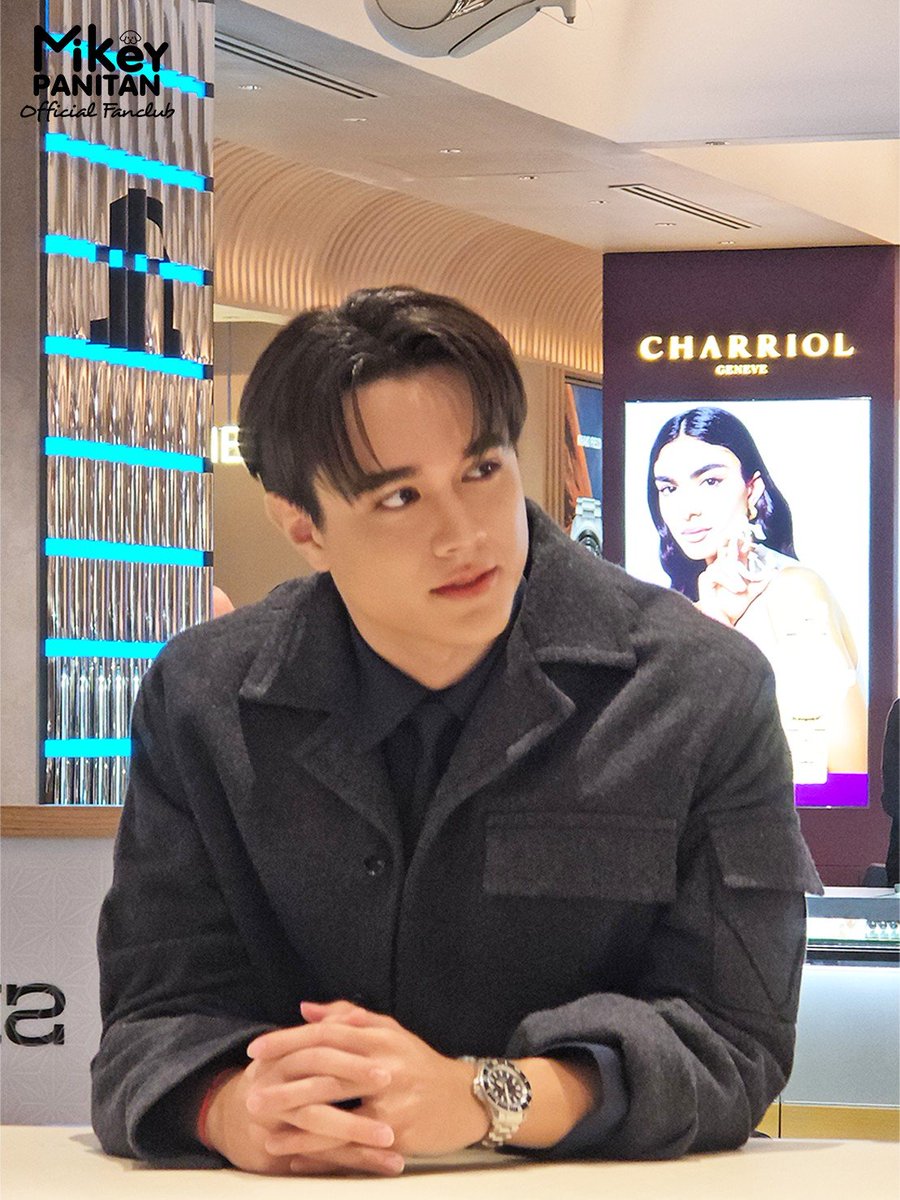 ออร่าท่าน CEO เลย

CIWF2025 X MIKEY
#CentralWatchFairXMikey
