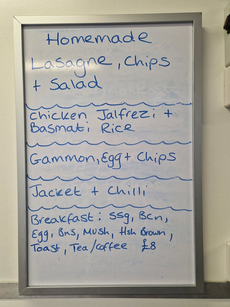 The Chapel Taxi Shelter (@chapelshelter) on Twitter photo Good morning 😊 specials today are.....
+ School cake & custard Good morning 😊 specials today are.....
+ School cake & custard