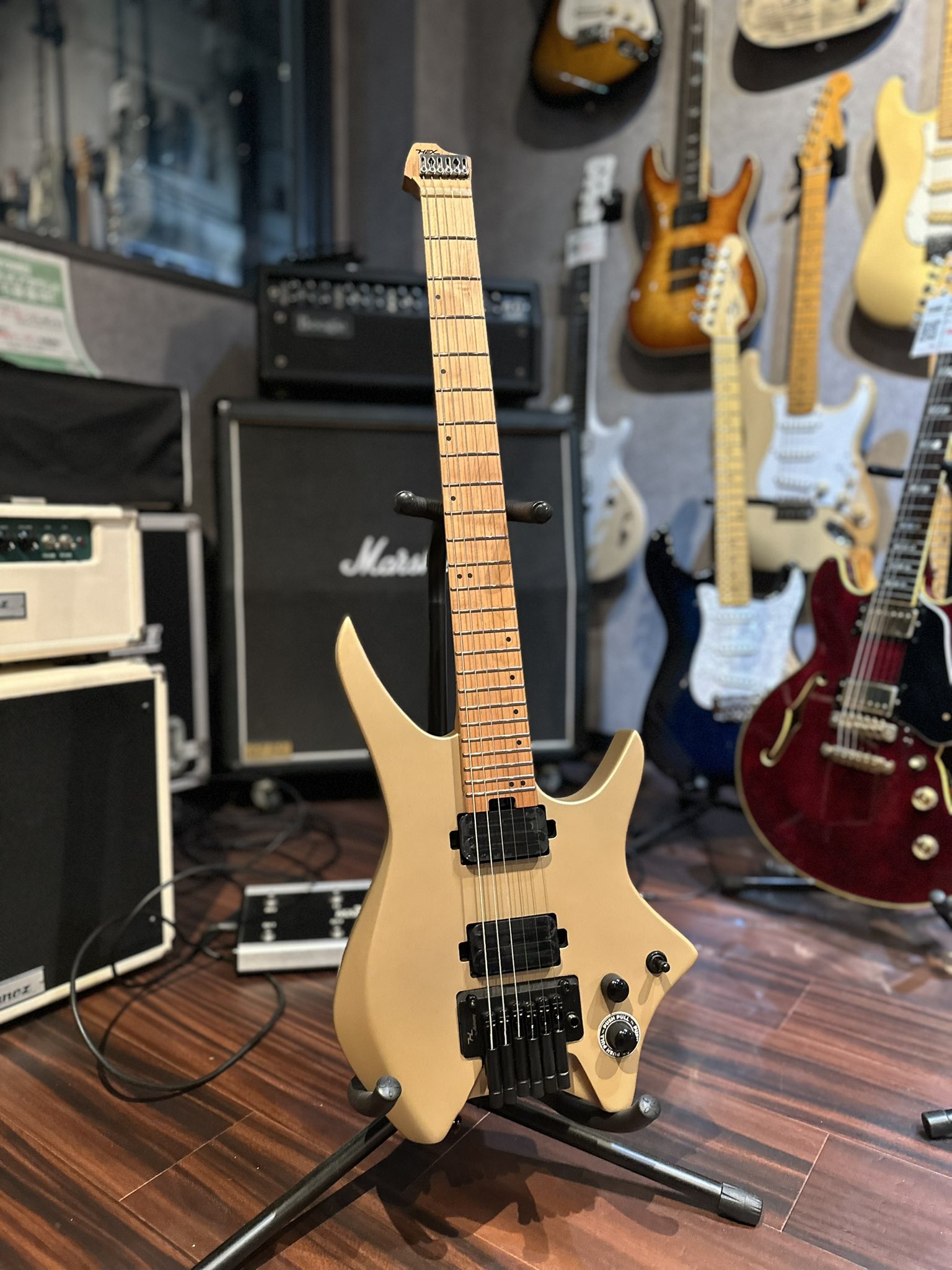Guitar Shop TONIQ on X: 