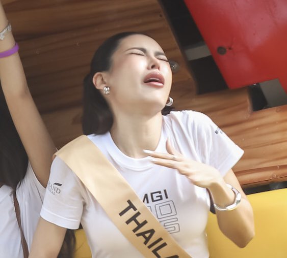 Sunsinepoyd's tweet image. มีมมาก ใครทำอะไรยูก 😂😂
HIDDEN GEM BELLCHELLE01
#เบลเชล #bellchelle