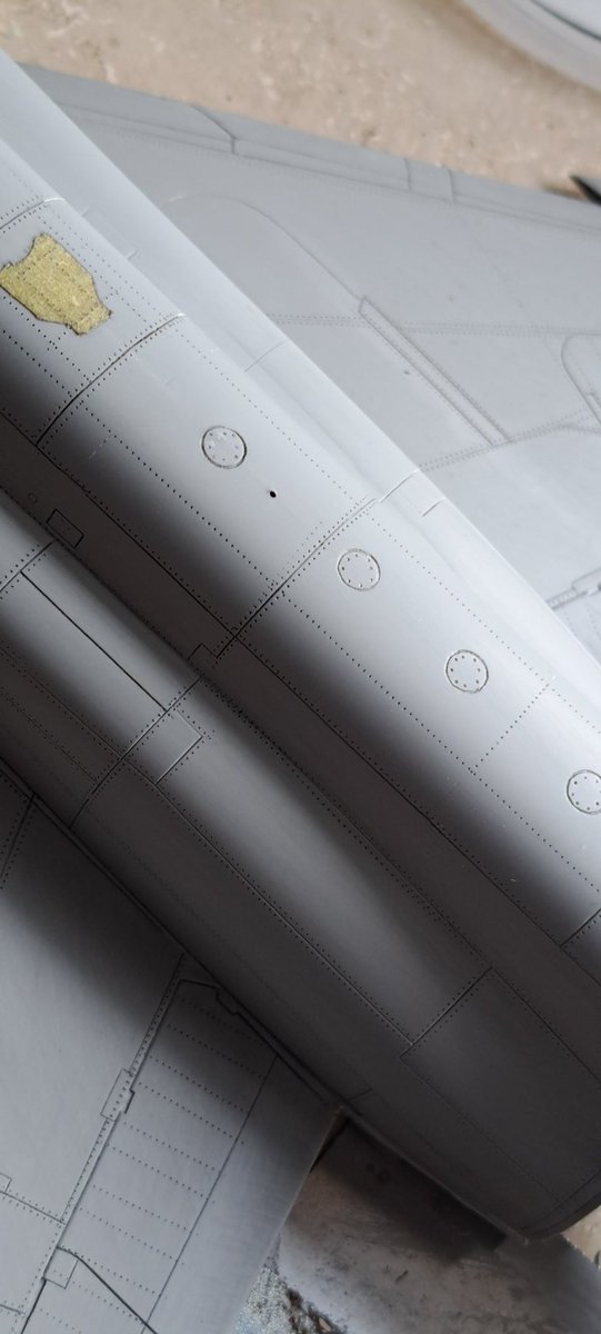 ModelscaleBrig1's tweet photo. Mann sich ja sonst nichts und das in 1/48 😆 https://t.co/8wnIkDPbtt
