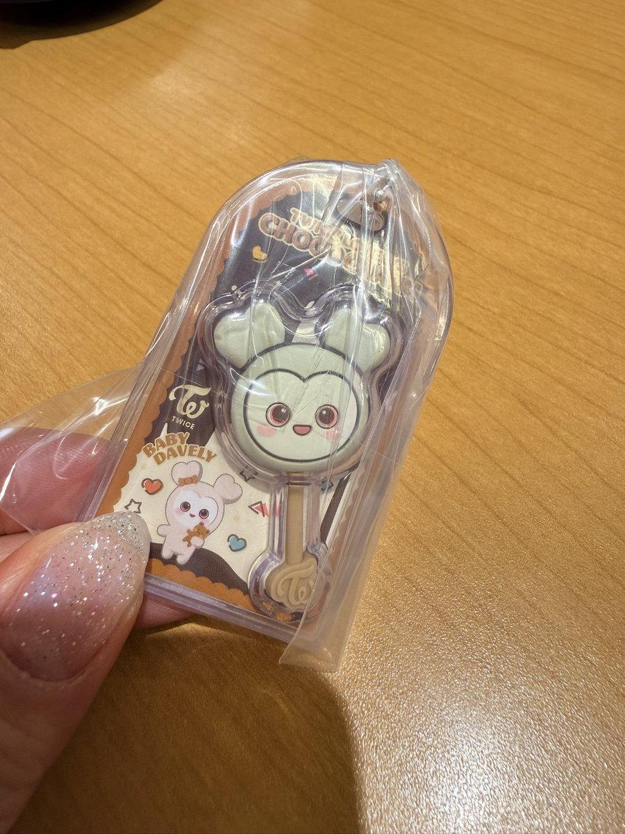 mona092216's tweet photo. TWICE LOVELYS チョコがけボーロ&amp;チャーム

＜譲＞ ダヒョン🤍

＜求＞ジョンヨン💚

🌱郵送でのお取引希望です
　よろしくお願いします

#TWICE交換 #twice交換 https://t.co/7JV8HhTobz