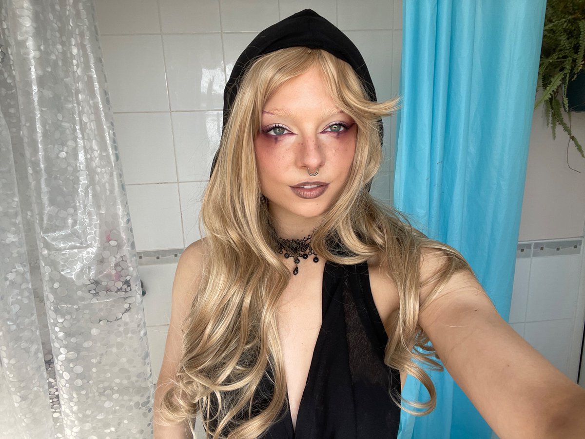 jenny tweet media