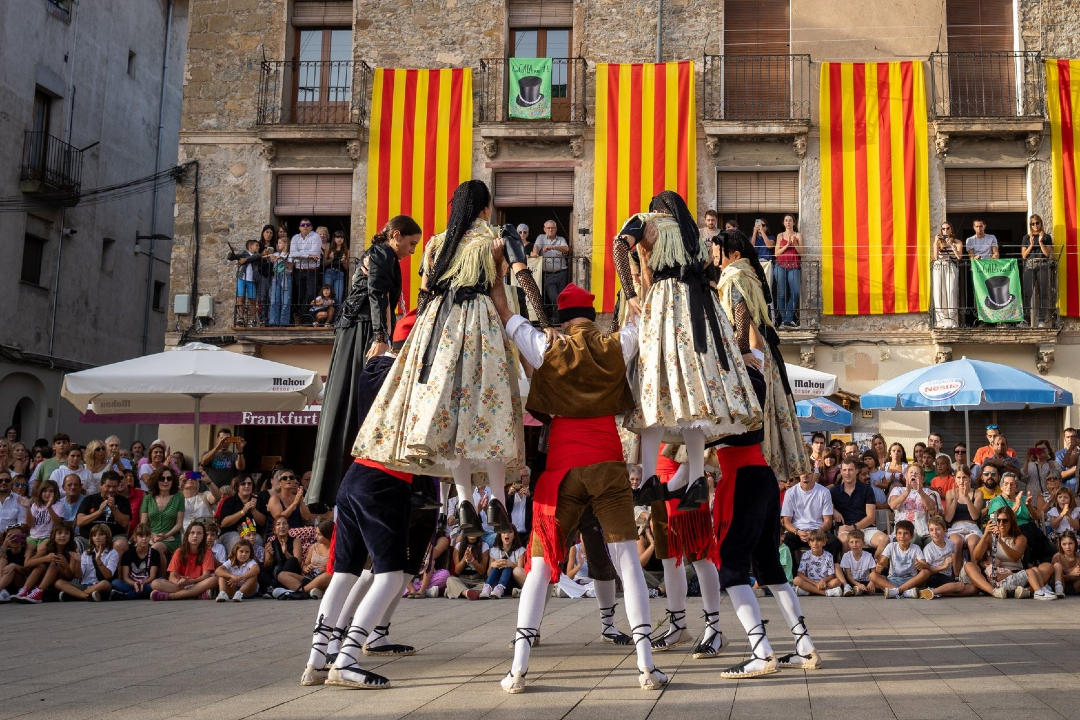 El 9 Nou (@el9nou) on Twitter photo L'Aixecòmetre, l'aplicació per calcular quanta estona dura l'aixecada de la Dansa de Campdevànol f.mtr.cool/xxfjpxtaql L'Aixecòmetre, l'aplicació per calcular quanta estona dura l'aixecada de la Dansa de Campdevànol f.mtr.cool/xxfjpxtaql