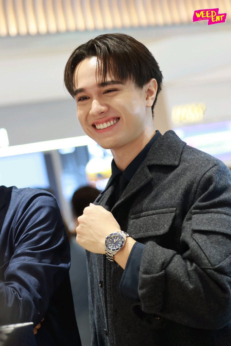 หล่อแต้หล่อว่า บ่าวลำปางนี่หนา

CIWF2025 X MIKEY
#CentralWatchFairXMikey