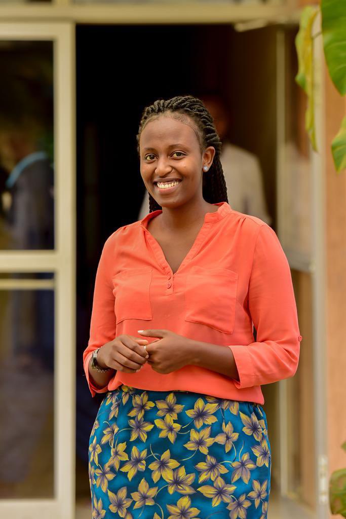 #UyuMunsiMuMateka 
#01Ukwakira 

Havutse XN, she’s an amazing girl who deserves nothing but the best. Today, I want to wish XN a happy🎂. A friend who can make U😊 on your darkest day is a bright light that can never be decreased. 
I'm so grateful 4U.

Happy birthday Queen.