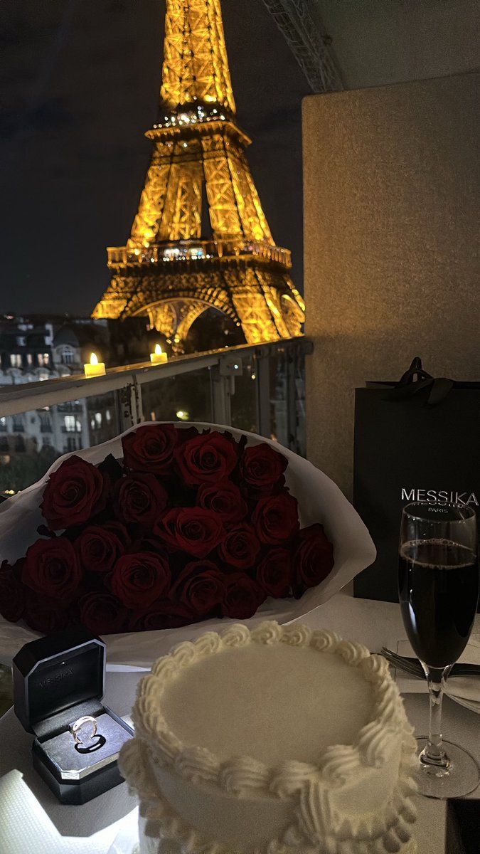 ManarAlsulltan's tweet photo. 29 september 
Happy us day, forever🤍💍 https://t.co/aUm2XgsskN