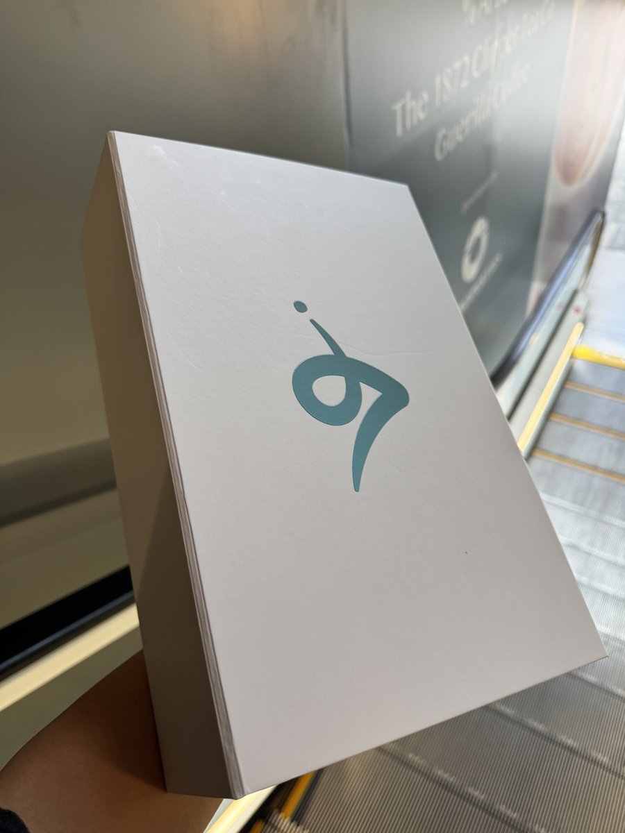 kaylyn_0x's tweet image. 你们要的 Alpha 来了!
今天 @virtuals_io 和 @virtuals_vc 联合主办的 Agentic Mornings 活动明显感觉比上周 KBW 的热闹许多
我粗略估计现场至少来了 200 人,是 KBW 两倍多一点,其中 60% 是 Agent Builders
于我而言,相当于刘姥姥进大观园-大开眼界了
可惜活动时间非常紧迫,从11:00am-…