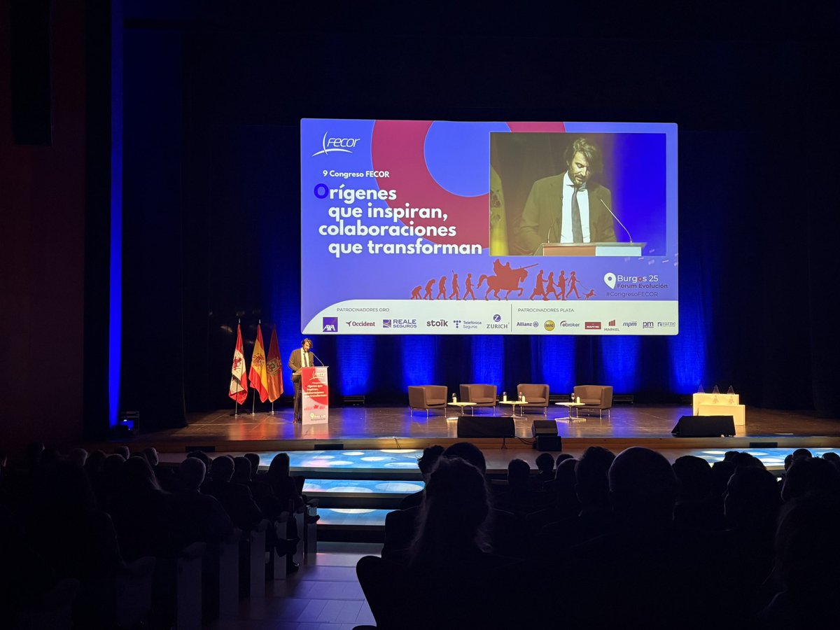 segurostv's tweet photo. El 9º #CongresoFecor reúne a más de 400 profesionales del #seguro en Burgos. Bajo el lema Orígenes que inspiran, colaboraciones que transforman @Fecorcorredores https://t.co/QoursV8u1j
