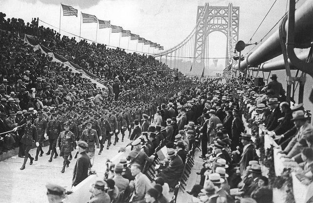 Today in NYC #LaborHistory: The George Washington Bridge officially opens, spanning the Hudson River from New York to New Jersey. Thirteen workers died during the four-year construction project for what at the time was the longest main span in the world - October 1, 1931