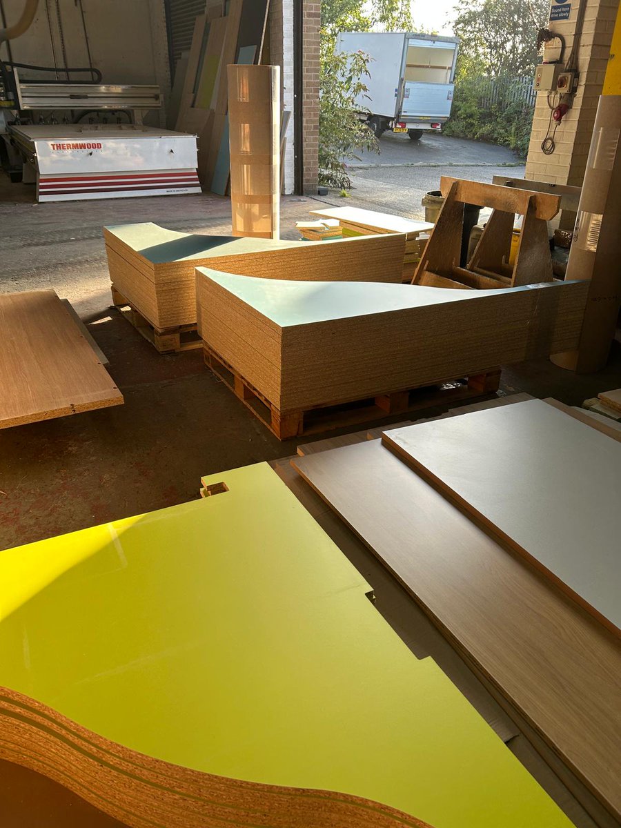 fg_library's tweet image. ✨ Behind-the-scenes at our FG3 North Wakefield factory! 

Our skilled makers are crafting bespoke designs for public children’s libraries. Inspiring! 📚

#FGLibrary #MadeInBritain #LibraryDesign #Craftsmanship #LoveLibraries