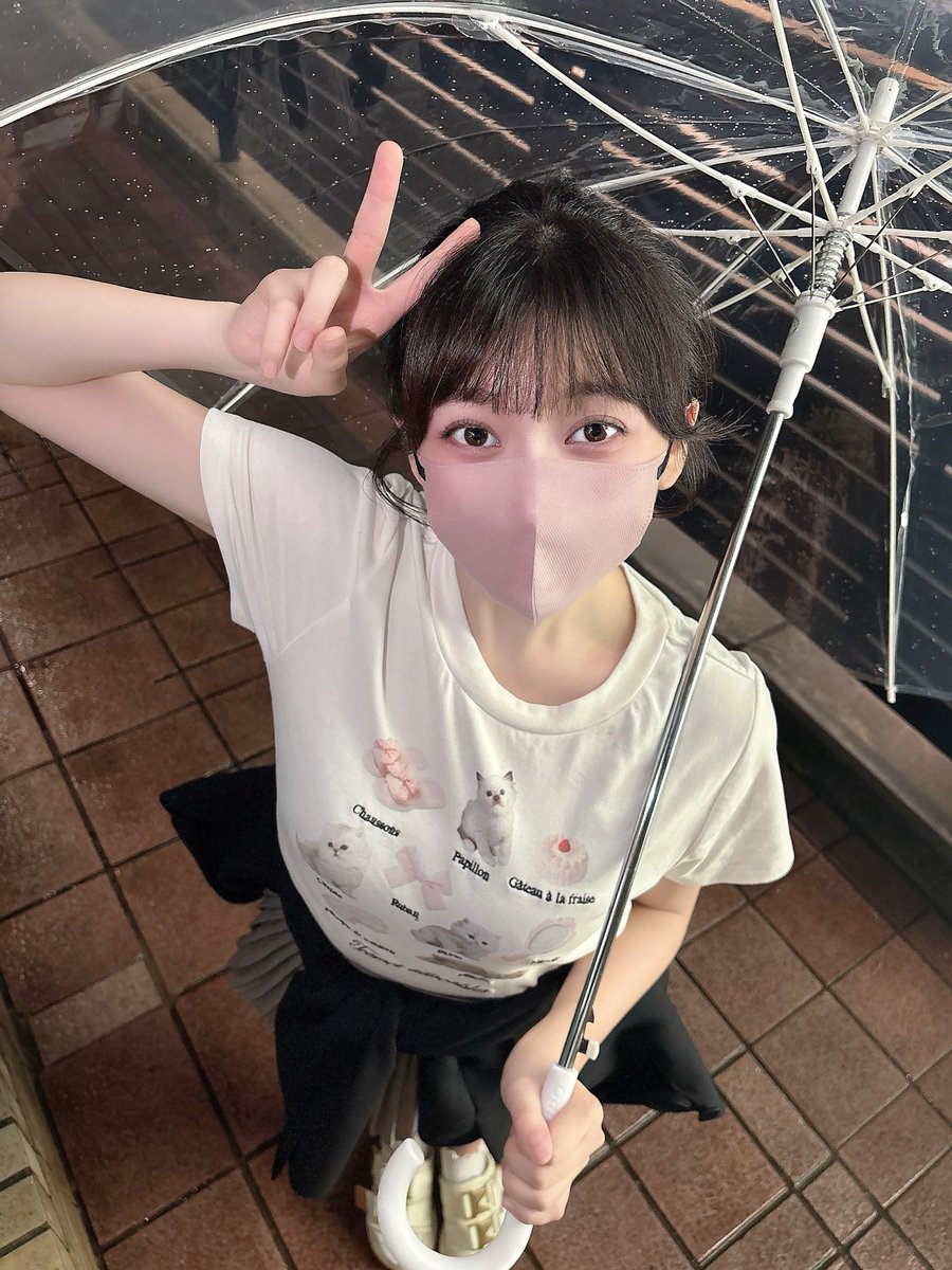 himeno_yumeno's tweet image. 初めまして!
『アイドルになるために北海道から上京してきました』

おおきいおめめとポニーテールが目印💜
\\姫野ゆめのですっ♡//

お姉ちゃんみたいに、応援してくれる皆さんにいっぱいの夢をお届けできるアイドルになりたいですっ🌟

上京して5ヶ月目、分からないことでいっぱいだけど頑張ります!