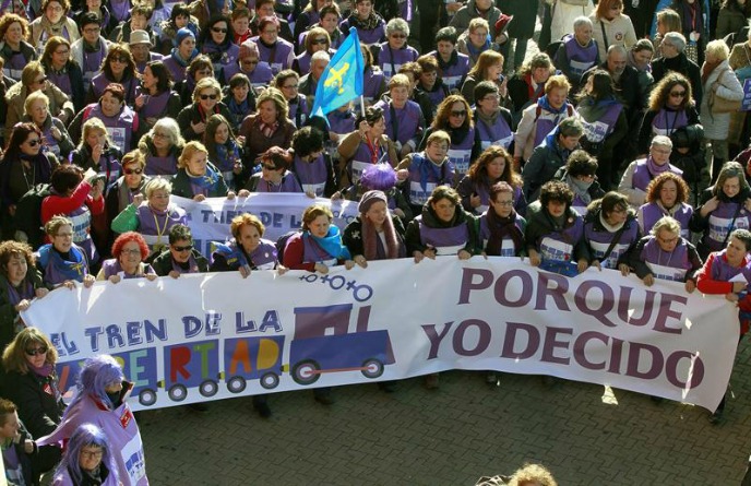 Fundación Pedro Zerolo (@fpedrozerolo) on Twitter photo “Síndrome postaborto”: ideología disfrazada de salud pública, <a href="/RosaLavina/">Rosa Laviña / #NiUnaMenos ♀️💜</a>
Las mujeres no vamos a consentir ni un solo paso atrás en los derechos que hemos conquistado. Cada avance ha sido fruto de décadas de lucha, de resistencia y de coraje colectivo.
fundacionpedrozerolo.es/el-sindrome-po… “Síndrome postaborto”: ideología disfrazada de salud pública, <a href="/RosaLavina/">Rosa Laviña / #NiUnaMenos ♀️💜</a>
Las mujeres no vamos a consentir ni un solo paso atrás en los derechos que hemos conquistado. Cada avance ha sido fruto de décadas de lucha, de resistencia y de coraje colectivo.
fundacionpedrozerolo.es/el-sindrome-po…