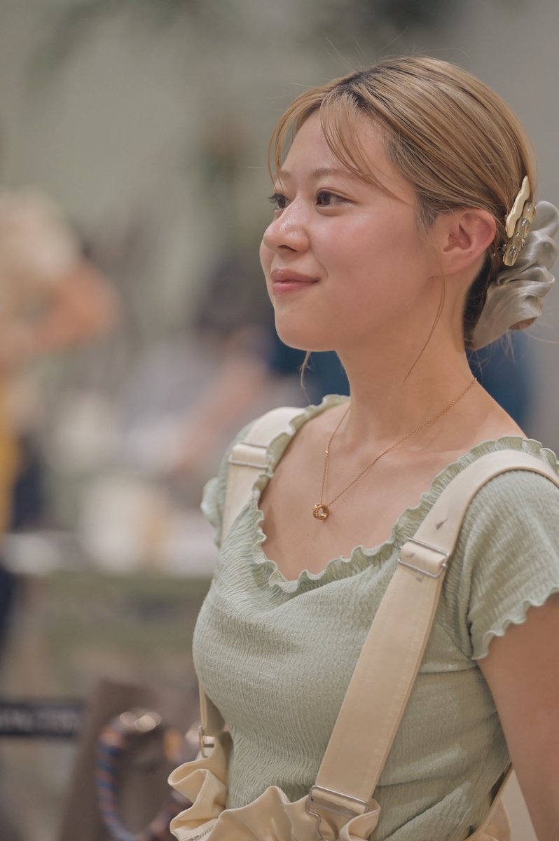 yemeng27's tweet image. CHAMIさん @ponce2222 

#公認路上ライブ #シンガーソングライター #CHAMI #ライブ撮影 #ポートレート #写真撮る人