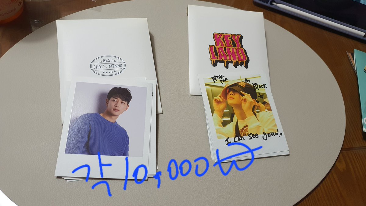SW_Addi's tweet photo. 샤이니굿즈 팝니당~
https://t.co/fA9qfereqP https://t.co/YtkSO9whDa