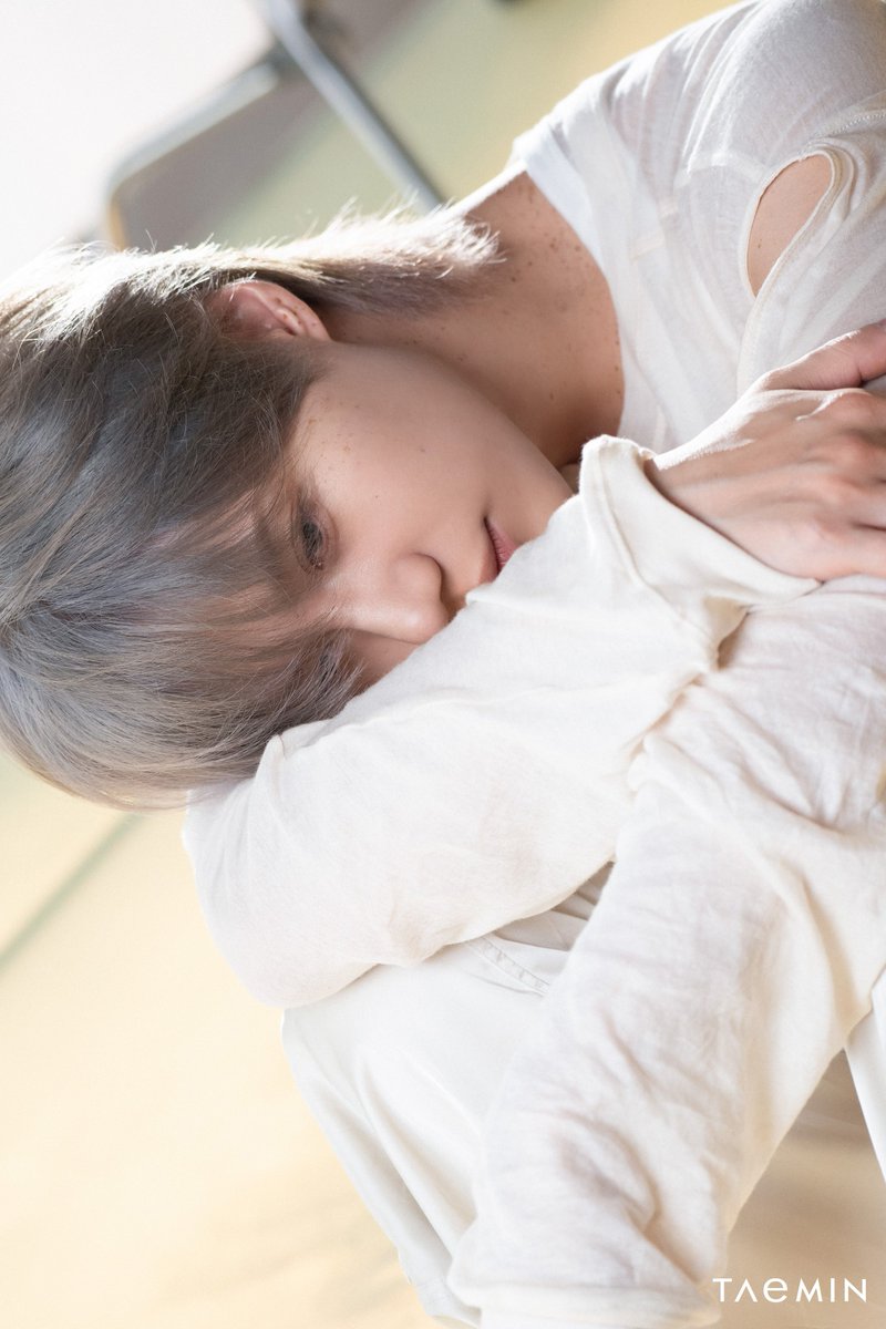 Hibibi_Taemin's tweet photo. 251001 태민 (TAEMIN) 'Veil' MV
Behind the scenes 1️⃣

#TAEMIN #태민 #テミン #泰民 https://t.co/2nowg6xzZK