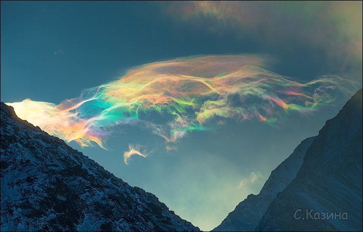astro4pics's tweet photo. Iridescent clouds https://t.co/E6iNxjPvx0