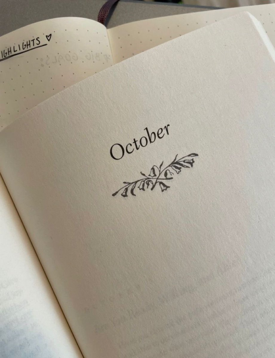 يقال أن أكتوبر كان شهر ولادة القمر لذلك كل مواليد هذا الشهر يملكون إما نورًا في وجوههم أو نورًا في قلوبهم

مرحبًا اكتوبر.. شهر ولادة أرق وردة 🌸✨
..