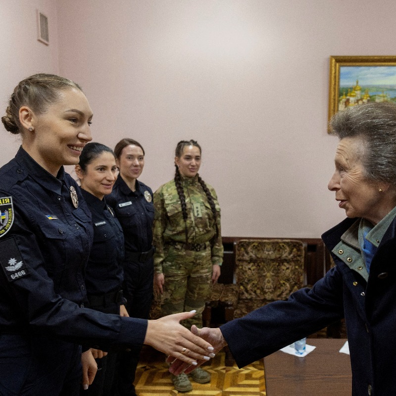 RoyalFamily's tweet photo. The Princess Royal has visited Ukraine, at the request of @FCDOGovUK, demonstrating solidarity with children and families and highlighting the traumatic experiences of children living on the frontline of the conflict. 🇺🇦

Click below to read more.