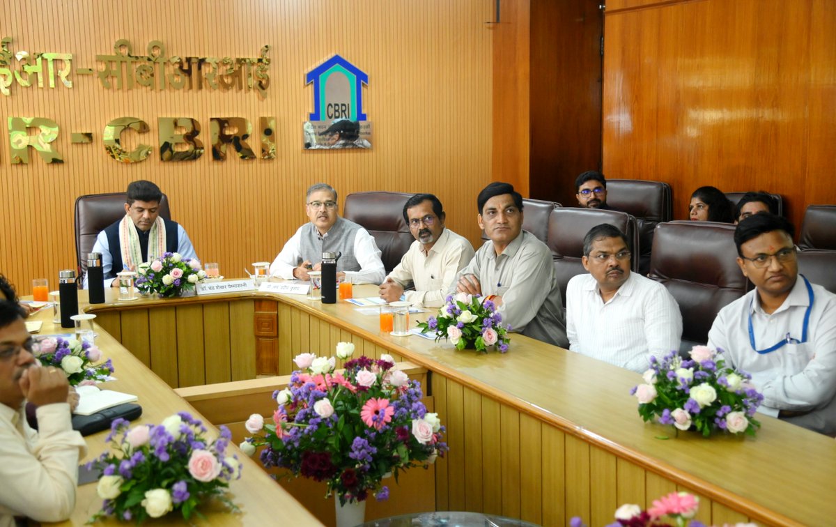 PemmasaniOnX's tweet photo. CBRI - A shining example of science serving society & strengthening rural development.

Attended an insightful presentation at @CSIR_CBRI Roorkee, highlighting its pioneering role in resilient housing, disaster mitigation & sustainable construction.

Deeply appreciate the efforts of our scientists who are building Bharat’s future in line with the vision of Hon’ble PM Shri @narendramodi Ji & Hon’ble Rural Development Minister Shri @ChouhanShivraj Ji.
