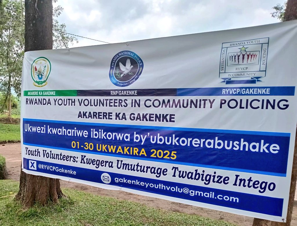 NAYILI Malachie Umukozi ushinzwe urubyiruko,umuco na Sport <a href="/GakenkeDistrict/">Gakenke District</a> yashmiye urubyiruko rw'abakorerabushake ubwitange buranga,abasaba gukomeza kugira imyitwarire myiza. <a href="/muka_vestine/">Vestine Mukandayisenga</a> <a href="/gahundemaurice/">Maurice Mugabowagahunde</a> <a href="/NgaboBrave/">Ngabo Brave Olivier, DMS</a> <a href="/jnabdallah/">UTUMATWISHIMA</a> <a href="/KubanaRichard/">Kubana Richard</a> <a href="/RwandaYouthVol1/">Rwanda Youth Volunteers</a> <a href="/Rwandapolice/">Rwanda National Police</a>