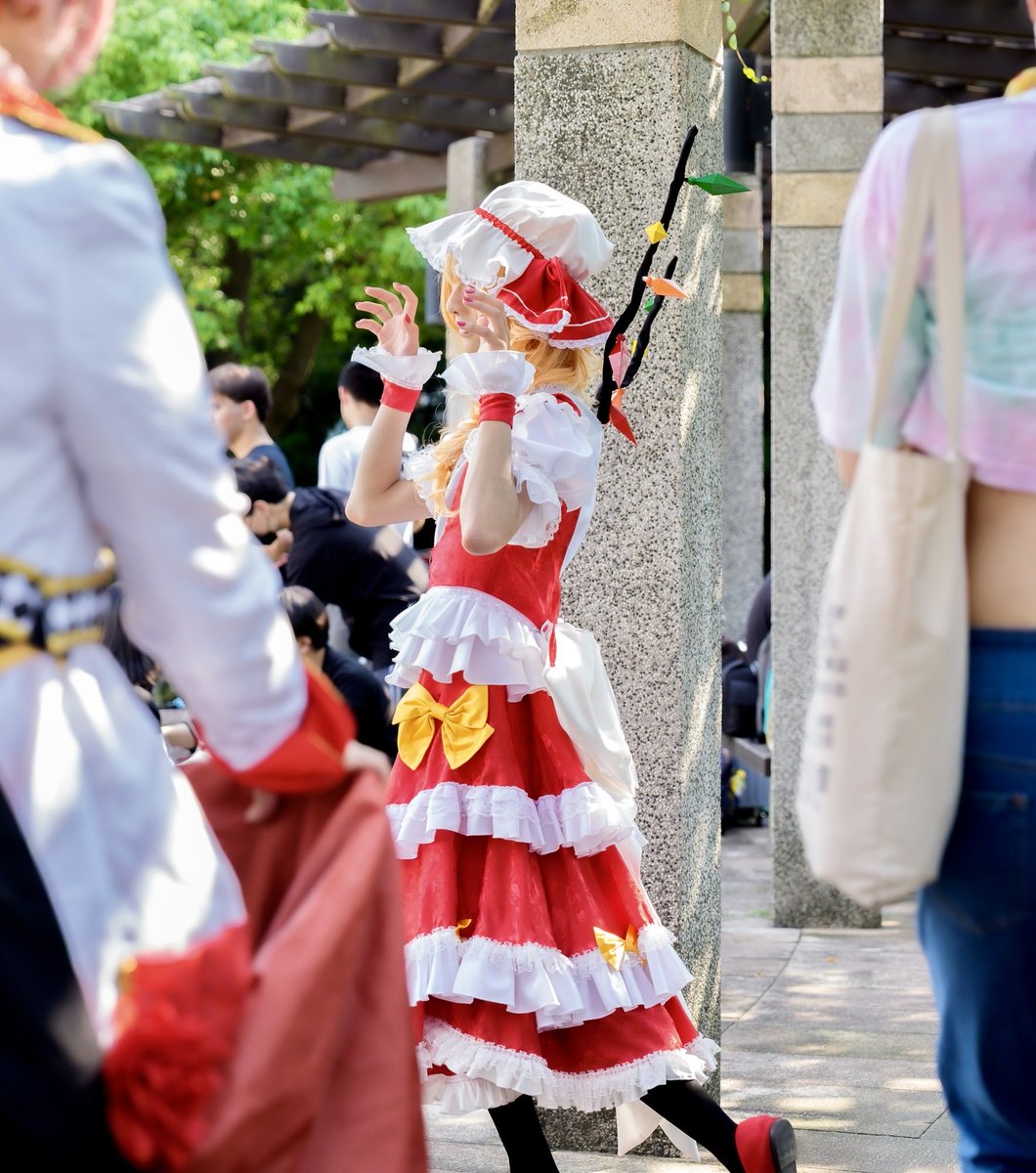 #10月になったのでリプした人に一言
↓謎ポーズしてるわし(側面)
📷→<a href="/Kobe_foto/">KobePhoto</a>