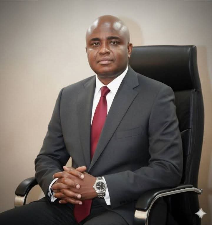 BeulahAdeoye's tweet photo. As Nigeria celebrates her Independence Day, we also celebrate the remarkable Ahmed Raji SAN on his birthday. A man of peace, unity, and service, whose life continues to inspire. We pray for Allah’s blessings, guidance, and long life for him. Happy Birthday, Sir! 🎉 #OkeOgun https://t.co/1qUe2X1B7b