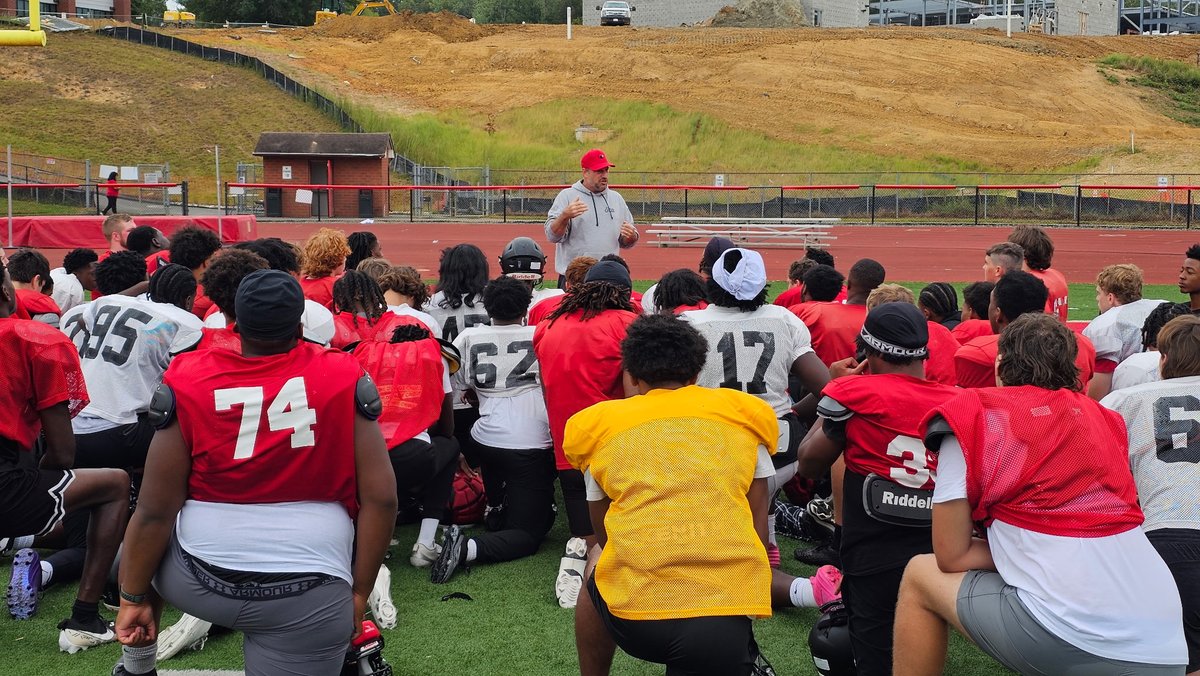 Thank you <a href="/BrookePoint_FB/">Brooke Point Football</a> and <a href="/CoachDHaze/">Dwight Hazelwood</a> for another opportunity to #SpeakLIFE and invest in this season of character building. Keep reinforcing that strong foundation &amp; doing the little things that matter. Let's Go Black Hawks!!