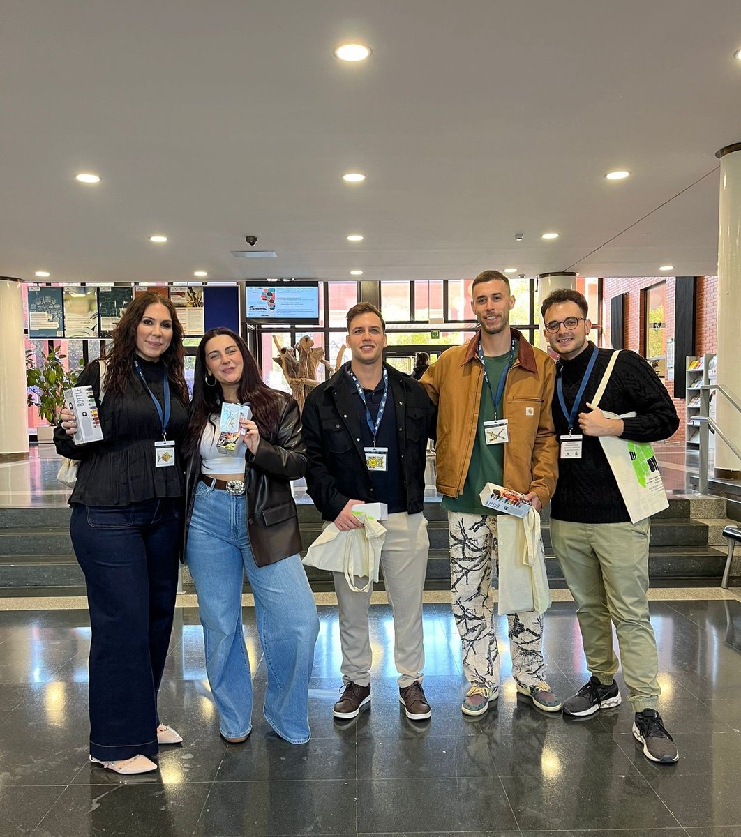 YA TENEMOS GANADORES!!

ZORIONAK, TXAPELDUNAK!!!  🌟