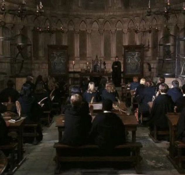 10월이니까 해리포터 봐야지