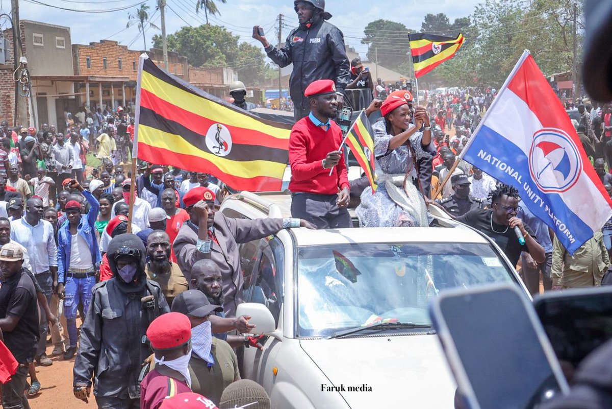KlaUpdates's tweet image. President BOBI WINE has been warmly welcomed by his supporters  in Kaliro. #KlaUpdates