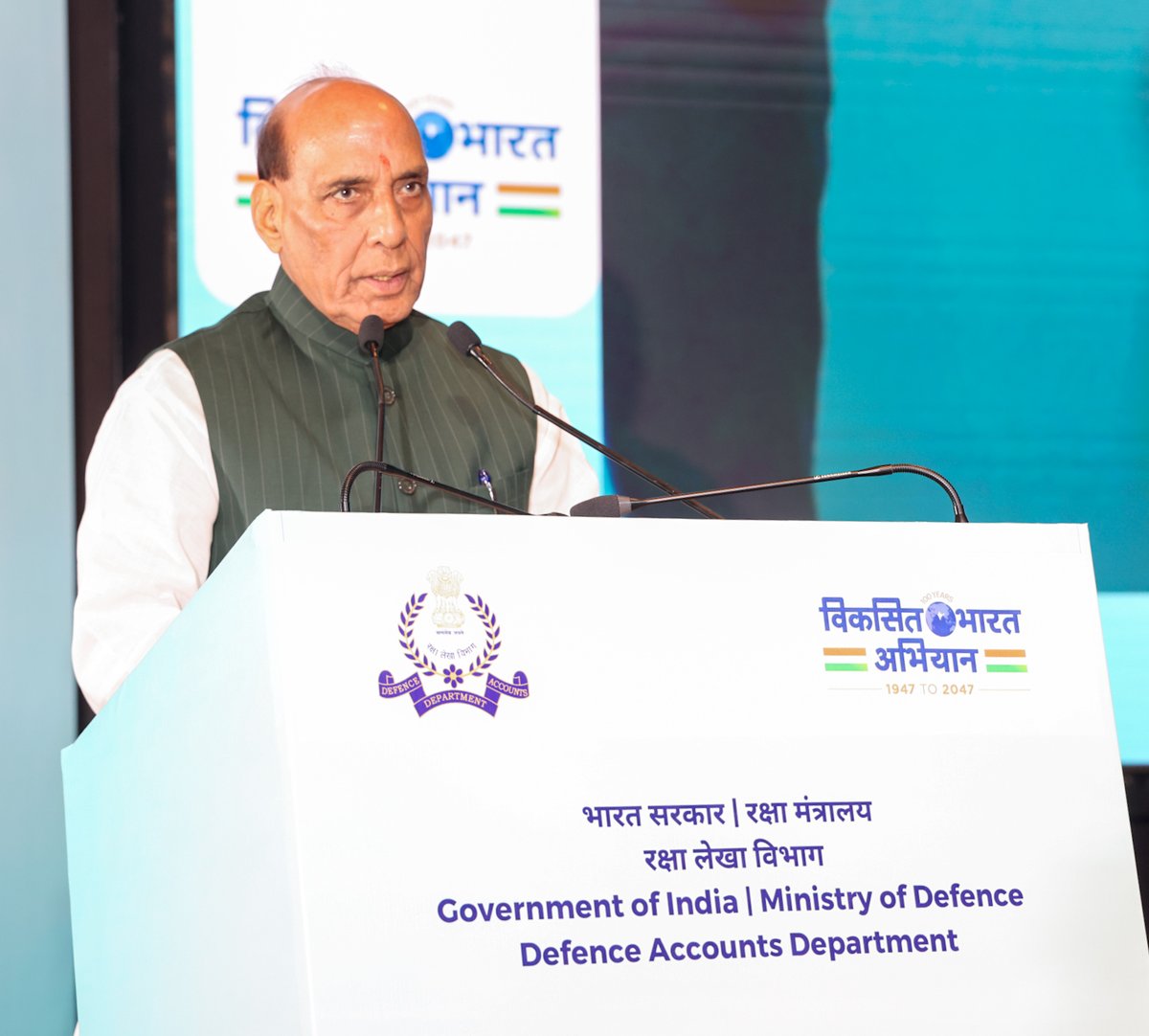 Raksha Mantri Shri <a href="/rajnathsingh/">Rajnath Singh</a>, at the 278th Foundation Day of the <a href="/DefenceAccounts/">Defence Accounts Department</a> (DAD), hailed it as the financial backbone of the #ArmedForces. He praised its role in fiscal discipline, transparency and #OperationalReadiness, highlighting reforms like #NIDHI2.0, AI chatbot