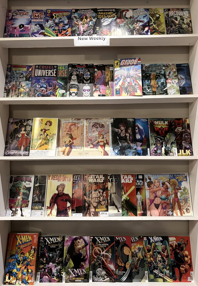 Stronghold Collectibles tweet media