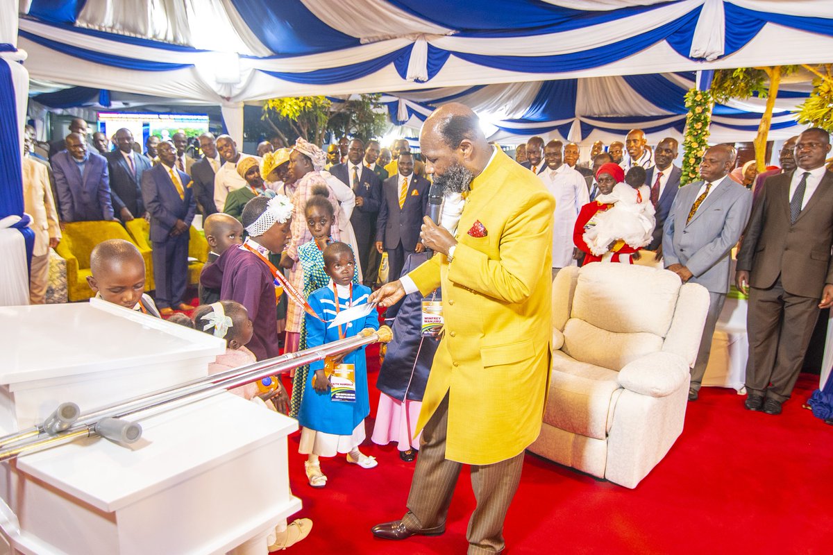 kingdom_seeker1's tweet image. 🚨•The Avalanche of Miracles happening in our generation Courtesy of the #EndTimePower have  come to instruct us to be Holy and Righteous