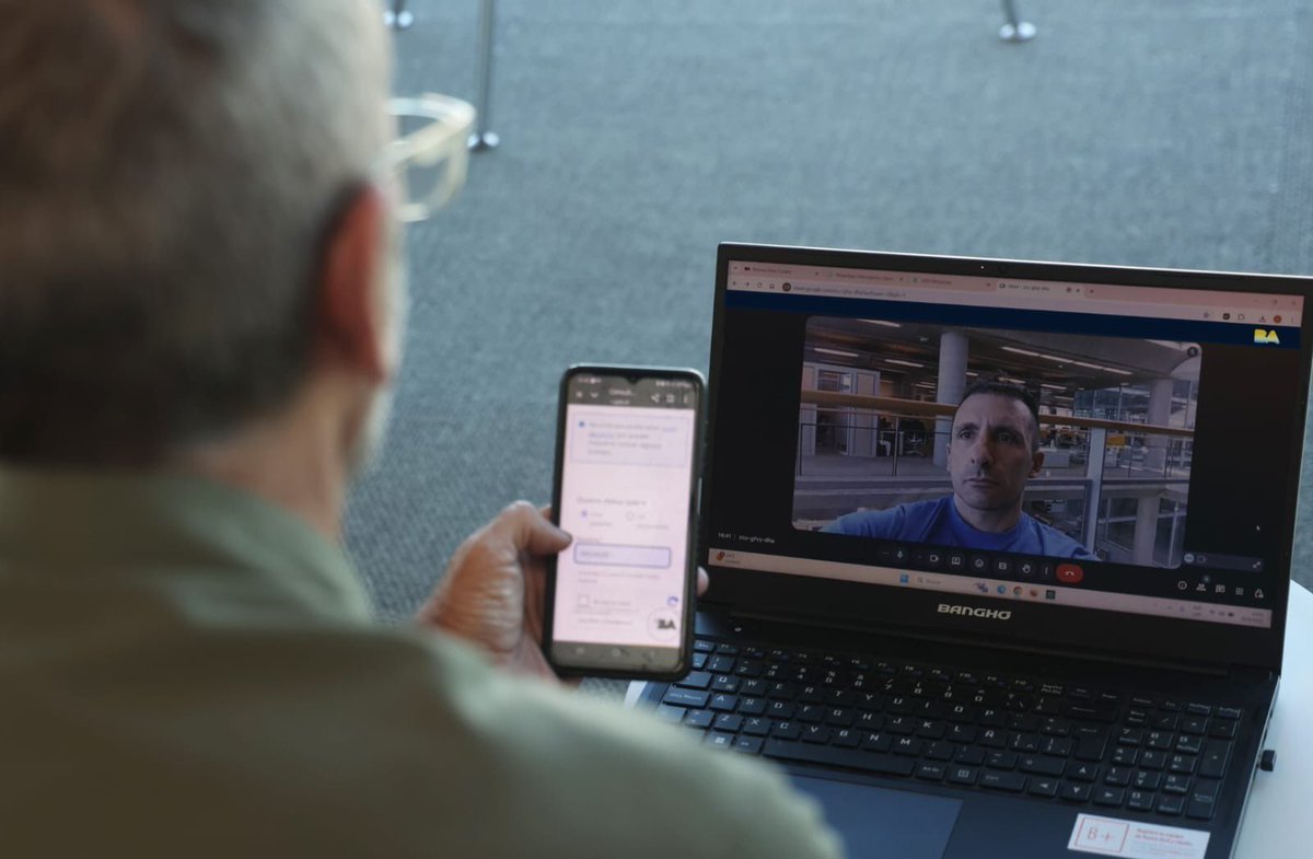 Seguimos avanzando con la digitalización de los procesos administrativos en la Ciudad. 
Ahora las personas pueden resolver sus infracciones desde cualquier lugar y por videollamada, sin necesidad de acercarse a una oficina del GCBA, tomando turno con Boti, el WhatsApp de la