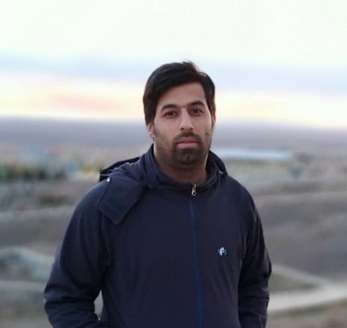 انتقال ناگهانی و فریبکارانه زندانی سیاسی مهدی وفایی ثانی از زندان اوین به مکانی نامعلوم

روز سه شنبه ۸ مهر ۱۴۰۴ زندانی سیاسی مهدی وفایی ثانی ۳۷ ساله محبوس در بند ۷ اوین را به بهانه ملاقات با خانواده اش صداکردند، اما قبل از رسیدن به سالن ملاقات دژخیمان وزارت اطلاعات او را سوار یک