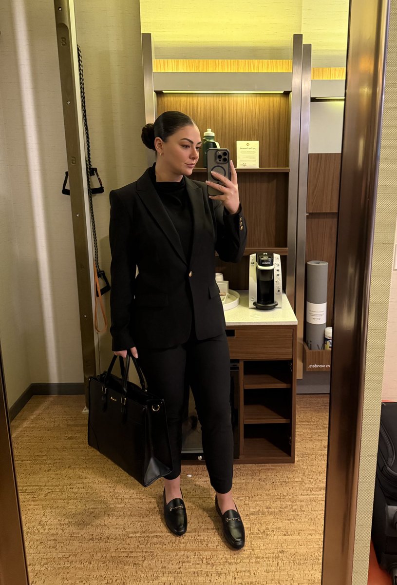 capozzo's tweet photo. Since it’s been a while 🤷🏻‍♀️ https://t.co/TLPNa5HYp0