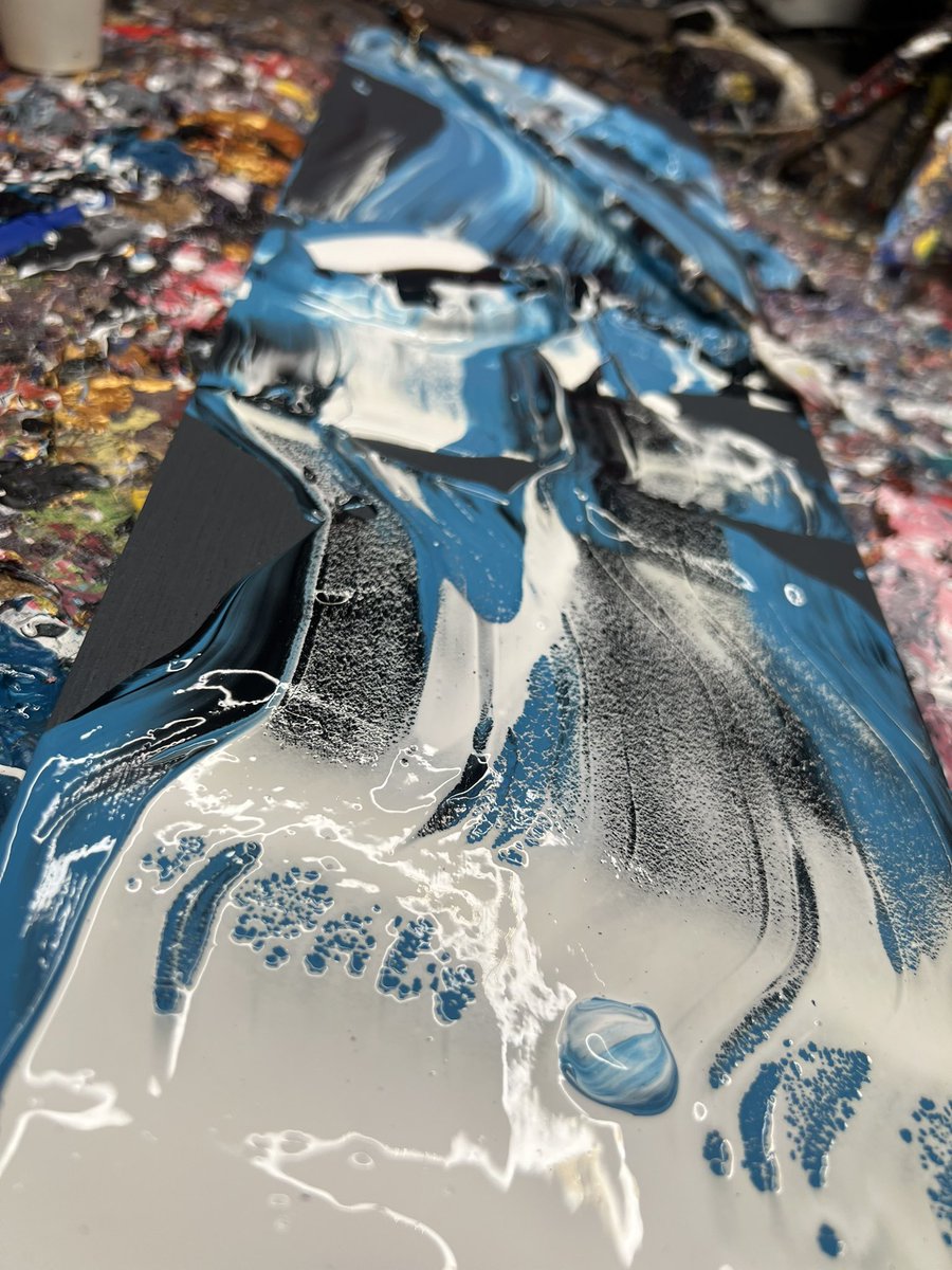 BONDGRAPHICS's tweet image. 今夜の配信もめっちゃ楽しかったけど飲みすぎて喋りすぎてめっちゃ酔いました。いい絵が描けました。ありがとうございました！