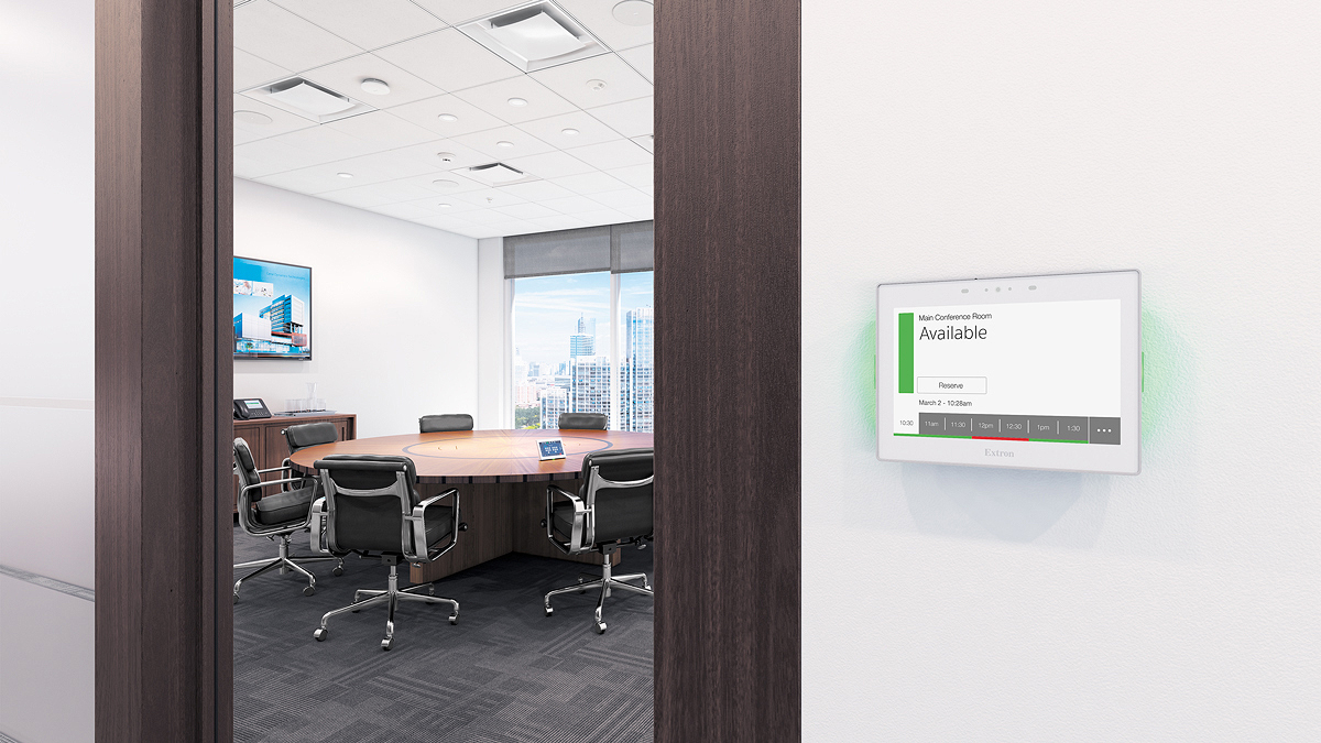 Extron's tweet image. Want to simplify meetings and streamline presentations?
Extron automation systems, occupancy sensors, and Extron Room Scheduling prepare rooms by turning on lights, lowering shades, and powering up presentation systems. When your meeting is done, you can walk out of the room and…