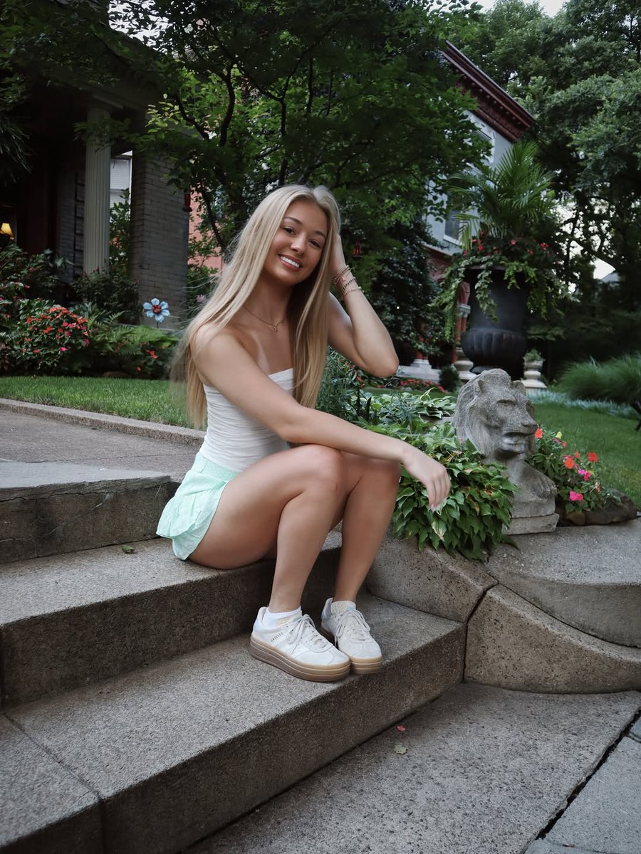 Isabell47347380's tweet image. Good morning, a day enjoying the fresh air, waiting for someone to invite me out for a drink🧋💪
#HelloNewDay #PositiveEnergy