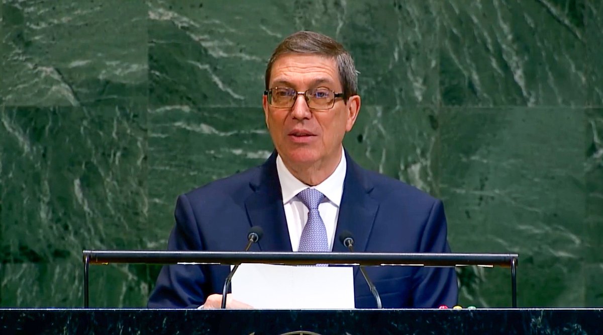 Cancillería de Cuba (@cubaminrex) on Twitter photo .<a href="/BrunoRguezP/">Bruno Rodríguez P</a> : El gobierno de los EEUU ha bloqueado una vez más, con el abuso del privilegio del veto en el Consejo Seguridad, los esfuerzos de la comunidad internacional para poner fin a la masacre que perpetra Israel en #Gaza
Lea el discurso íntegro👇cubaminrex.cu/es/intervencio… .<a href="/BrunoRguezP/">Bruno Rodríguez P</a> : El gobierno de los EEUU ha bloqueado una vez más, con el abuso del privilegio del veto en el Consejo Seguridad, los esfuerzos de la comunidad internacional para poner fin a la masacre que perpetra Israel en #Gaza
Lea el discurso íntegro👇cubaminrex.cu/es/intervencio…