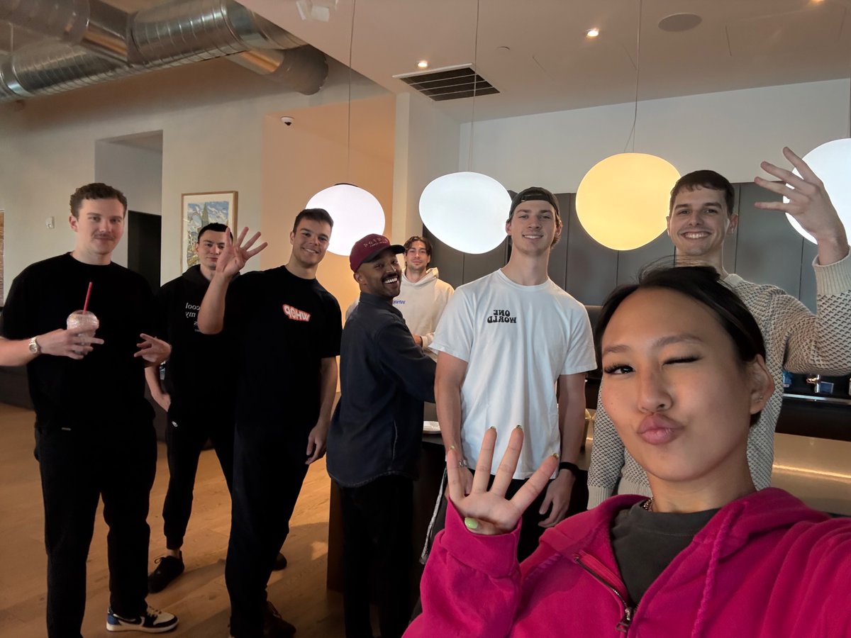 Chloe Kim tweet media