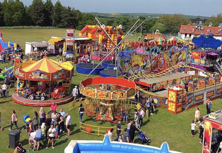 turnersfunfairs's tweet photo. Want to check out all the fun fairs we have planned to find the right one for you? Check out our events over on #Facebook (and maybe like our page while you're over there!) https://t.co/ur4zlv4RdY #funfair #carnival #nefollowers https://t.co/qVJNhhjq8a