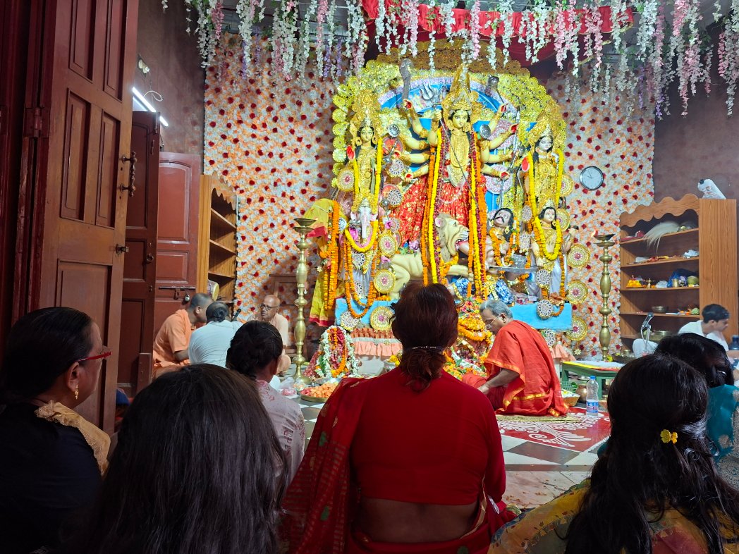 Kavitaray9's tweet photo. 2025 bharat seva ashram sangh  varanasi up durga puja 🙏🙏🙏 https://t.co/KP97ORdVQw