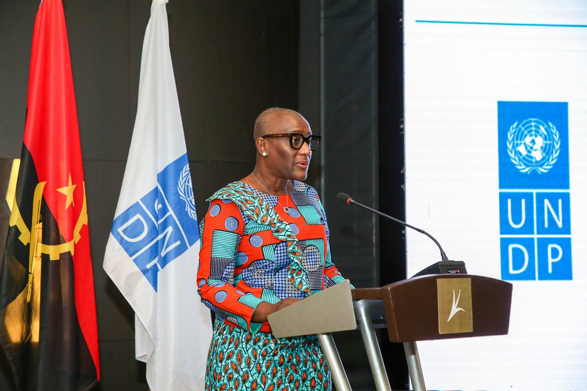 UNDPAngola's tweet image. At the opening, UNDP 🇦🇴 RR , Denise António stressed:

💹“Diversifying beyond oil, building resilience &amp;amp; protecting natural wealth require new investment pathways. Sustainable finance helps Angola meet climate commitments for future generations.”

#PISTA #FinanceForDevelopment
