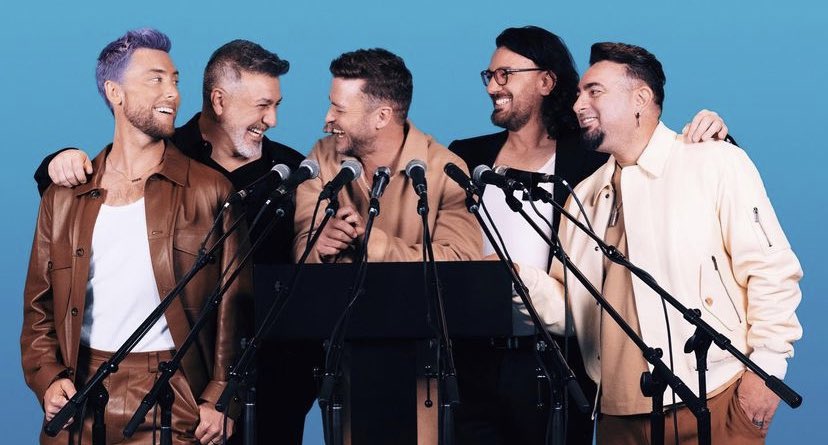 words_cs's tweet photo. Five guys. 
Five boys. 
THE band. 
THE harmony. 
THE talent. 
Thank you Justin, Chris, Joey, JC and Lance. 
Thank you, *NSYNC. 

30 years making the world better!

Happy anniversary! https://t.co/C1CTp1rF2e