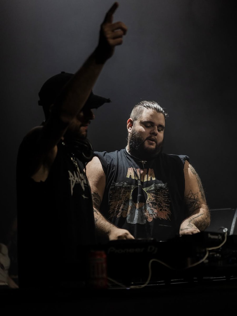 musicalfreedom's tweet image. From festival mainstage to midnight reflections 🙌 @tiesto &amp;amp; @mathame_ofc 's ''Everlight'' is shining bright as ever!

#MusicalFreedom #Everlight #EDM